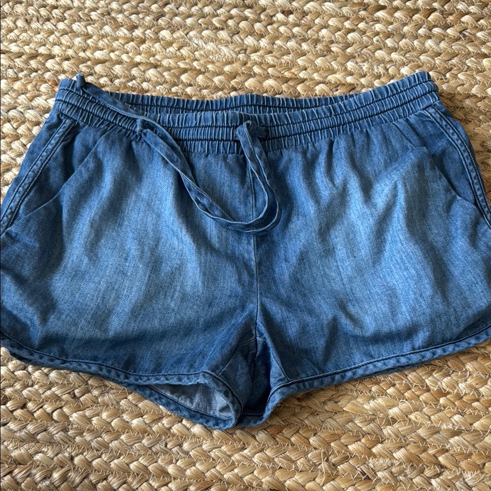 BCBGeneration Blue Jean Shorts Elastic Waist